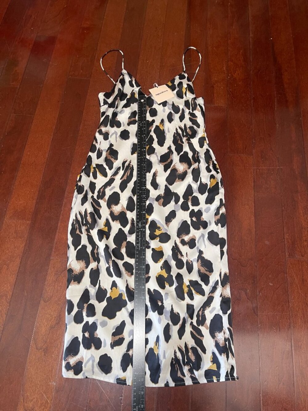 Superdown Fierra Midi Dress Leopard Print NWT Size Small - Picture 5 of 10
